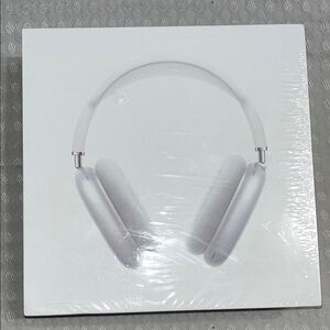 Apple AirPod Max-Silver Headphones (30 DAY WARRANTY)